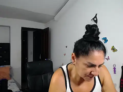 mature_bigboobs10's Live XXX Chat