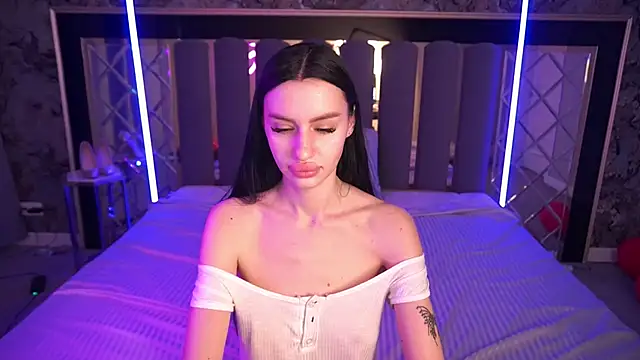 Snow_WhiteeeX's Live XXX Chat