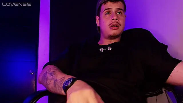 BjornSteel's Live XXX Chat