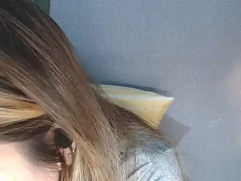 ambersmile Chat XXX in diretta