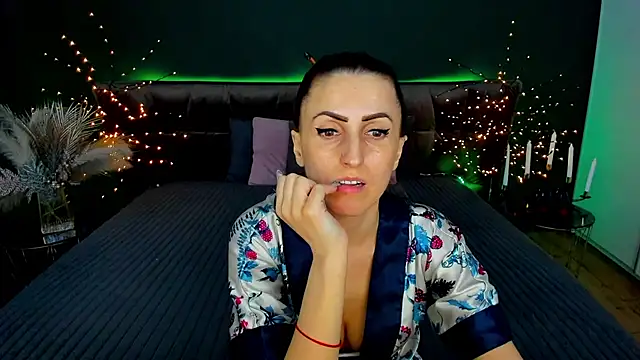 Rebecca_Diamond 网络视讯表演