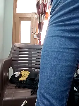 Chat XXX ao vivo de Ruhi_07