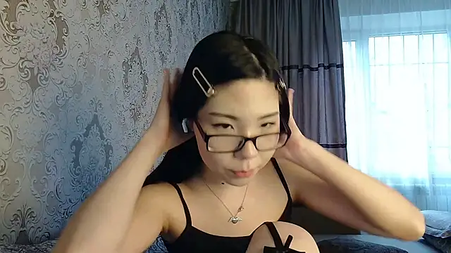 AprilOnilll Obrolan Langsung XXX