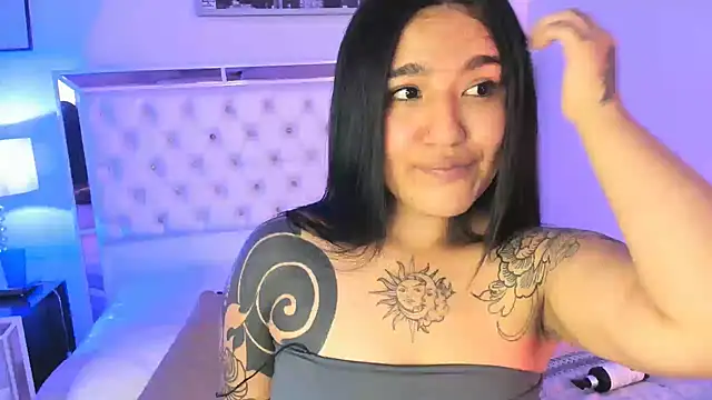 Valery-Dreams Adlı Modelin Canlı XXX Sohbeti