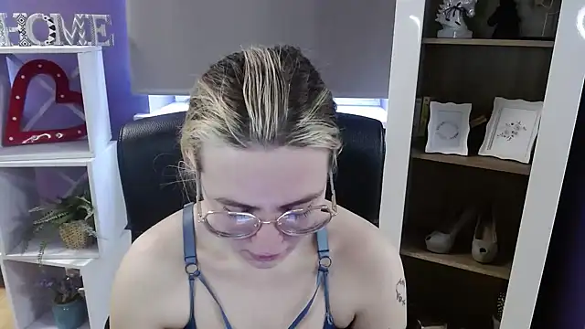 Chat XXX ao vivo de Zoey_Erotic