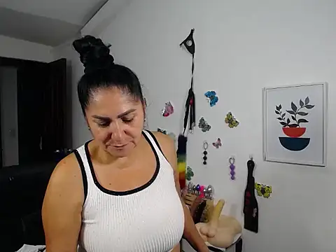 Chat XXX ao vivo de mature_bigboobs10