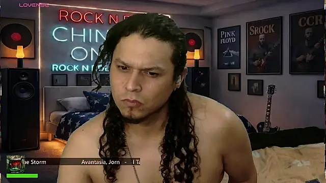 chino_roz's Webcam Show