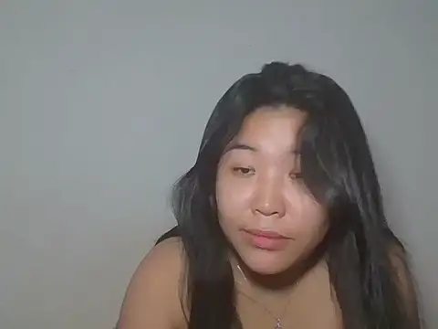 Zyeiii: διαδικτυακό σόου στην κάμερα