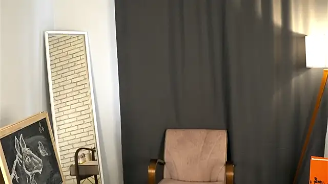 แชท XXX สดของ OnitaDagley