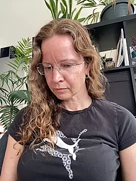 XXX chat uživo modela AnnikaRose