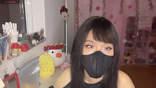 Tieu-May Chat XXX in diretta