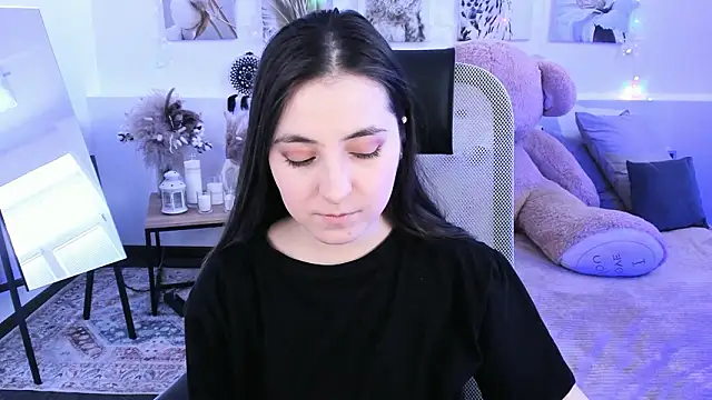 VirtuallVoyant's Live XXX Chat