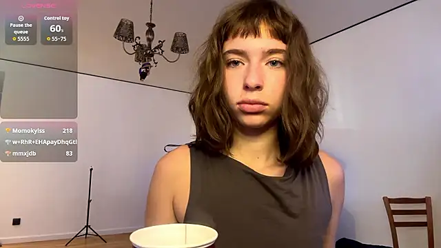 DeltaNorwoode – Naživo XXX chat