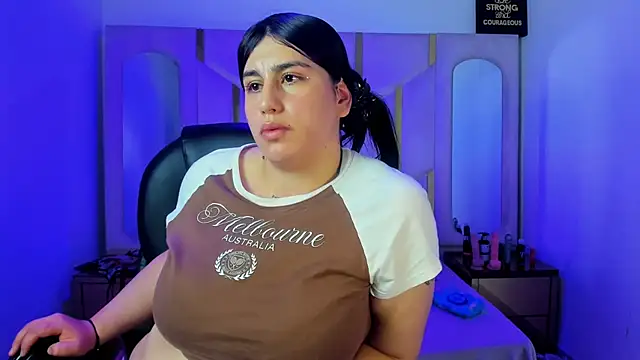 دردشة Criistaal_ الجنسية المباشرة