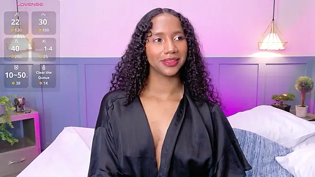 Chloe-Rose-'s Live XXX Chat