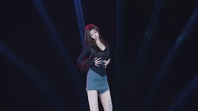 CUTEbaby-888 Show Webcam