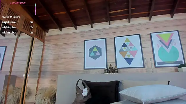 AriaFoster's Live XXX Chat