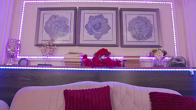 Chat +18 de BustyEva_ ao vivo