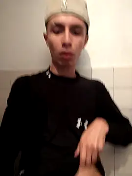 Chat XXX Live adriaav