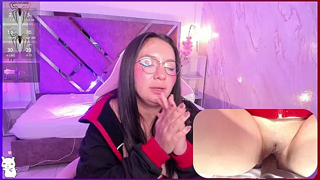 Chat +18 de CataleyaGlow ao vivo