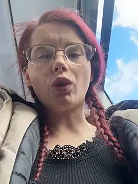 raen001 Adlı Modelin Canlı XXX Sohbeti