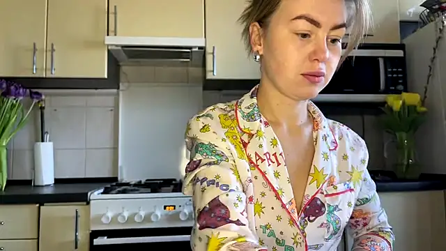 MartaLuna_ Adlı Modelin Canlı XXX Sohbeti