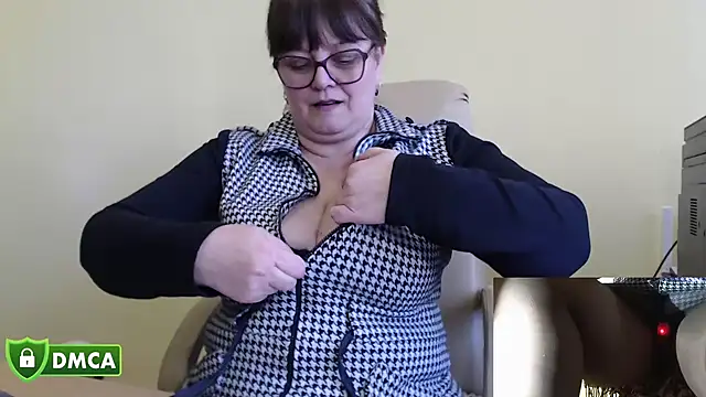 BrandiOhNight 即時 XXX 聊天