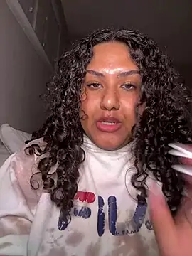 Angeliccreamyrican Adlı Modelin Canlı XXX Sohbeti