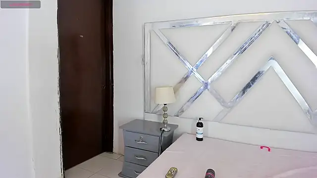 Chat +18 de yaragarcia ao vivo