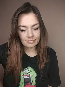 Chat +18 de KrissSexi ao vivo