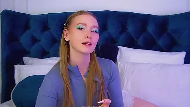 AgataFoxleyのライブXXXチャット