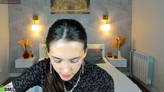 elise_robbie's Live XXX Chat