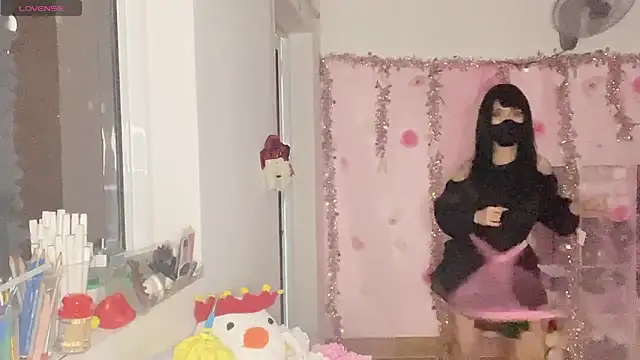 Tieu-May: απευθείας συνομιλία ΧΧΧ