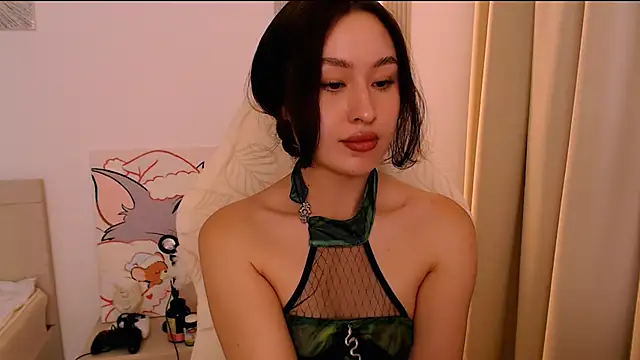 Ann__Cute Adlı Modelin Canlı XXX Sohbeti