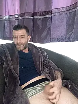 Alexdaniel89: онлайн-секс-чат