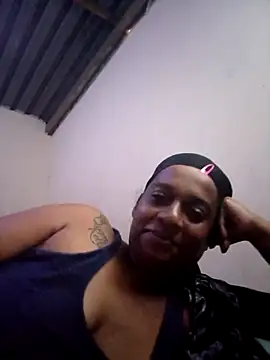 แชท XXX สดของ MiZzCreator