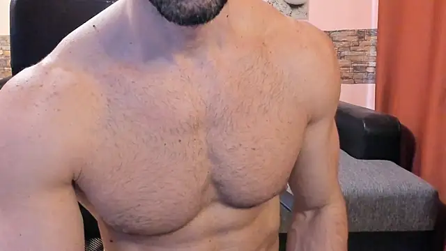 Онлайн чат XXX HotHunkTrainer