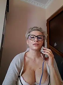 LunaBlaise: απευθείας συνομιλία ΧΧΧ