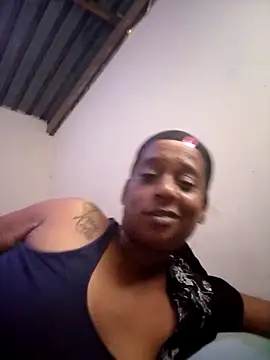 MiZzCreator élő XXX-chatje