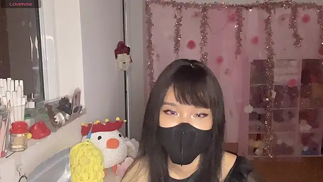 Tieu-May Chat XXX live