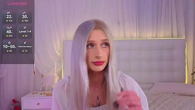 Monica_Leen Chat XXX in diretta