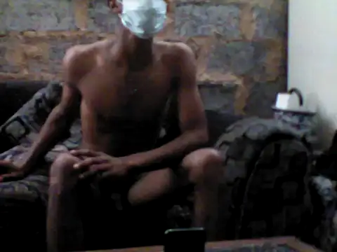 PerfectSizedNIGGUH: διαδικτυακό σόου στην κάμερα