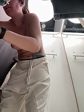 Chat +18 de eveangelll ao vivo