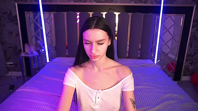 Chat +18 de Snow_WhiteeeX ao vivo