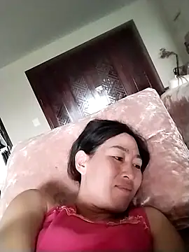 lris-Beauty77 在線直播表演