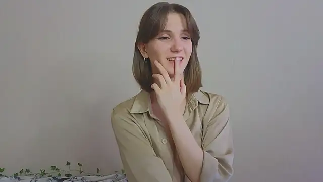 Chat +18 de PeachyWhisper ao vivo