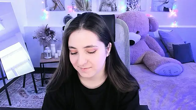 VirtuallVoyant's Live XXX Chat