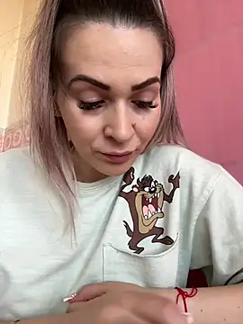 دردشة iSelena الجنسية المباشرة