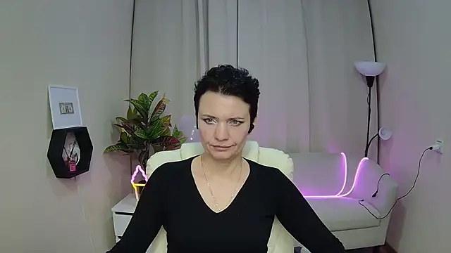 Živý XXX chat AvaSaturnian