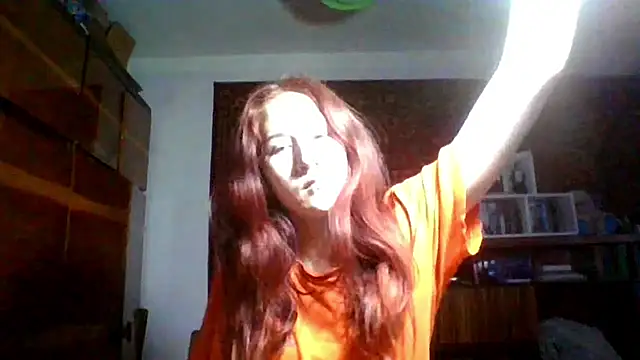 NickiKisinger's Live XXX Chat